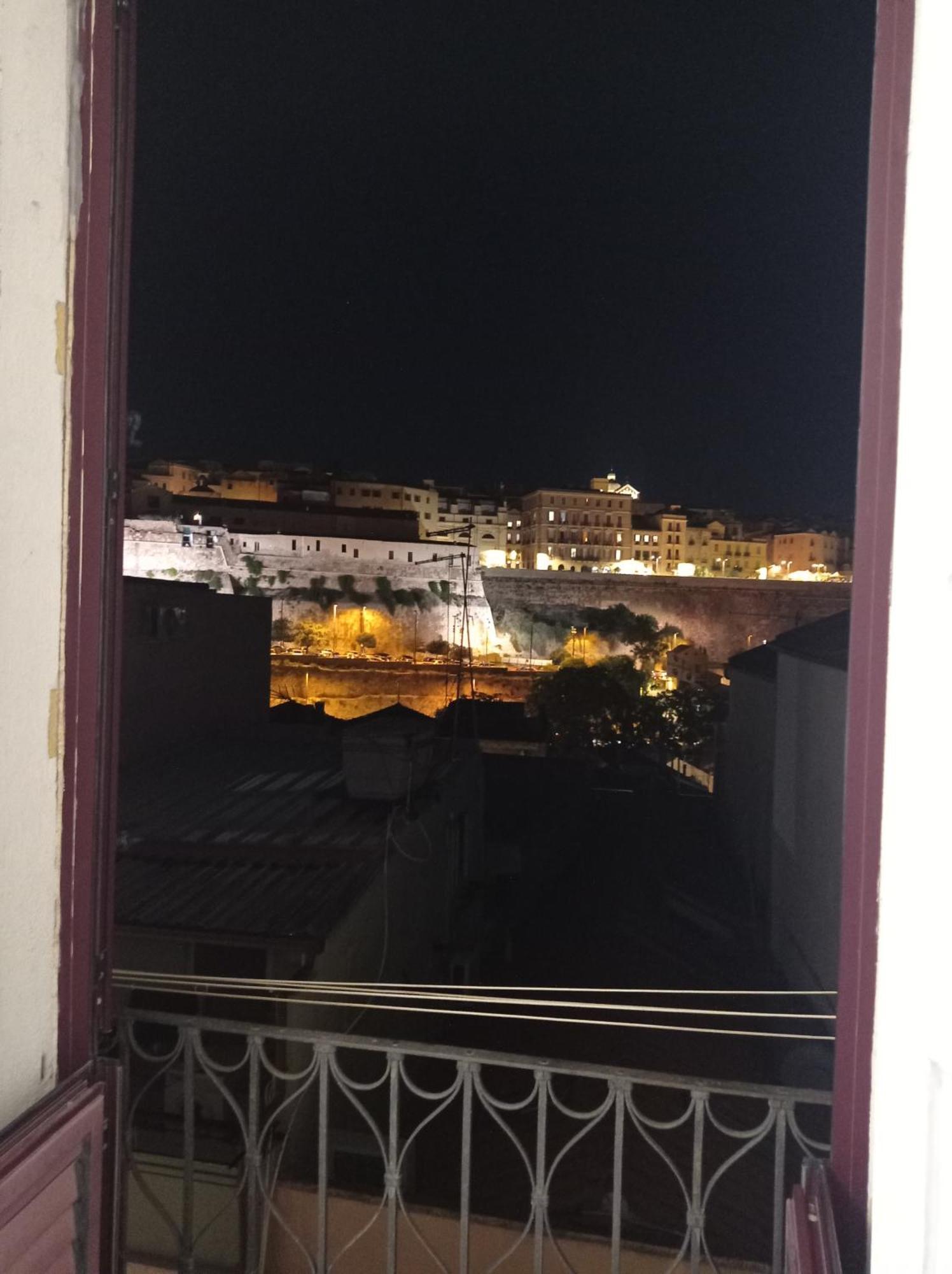 Central Moon Cagliari Vista Mare Room photo