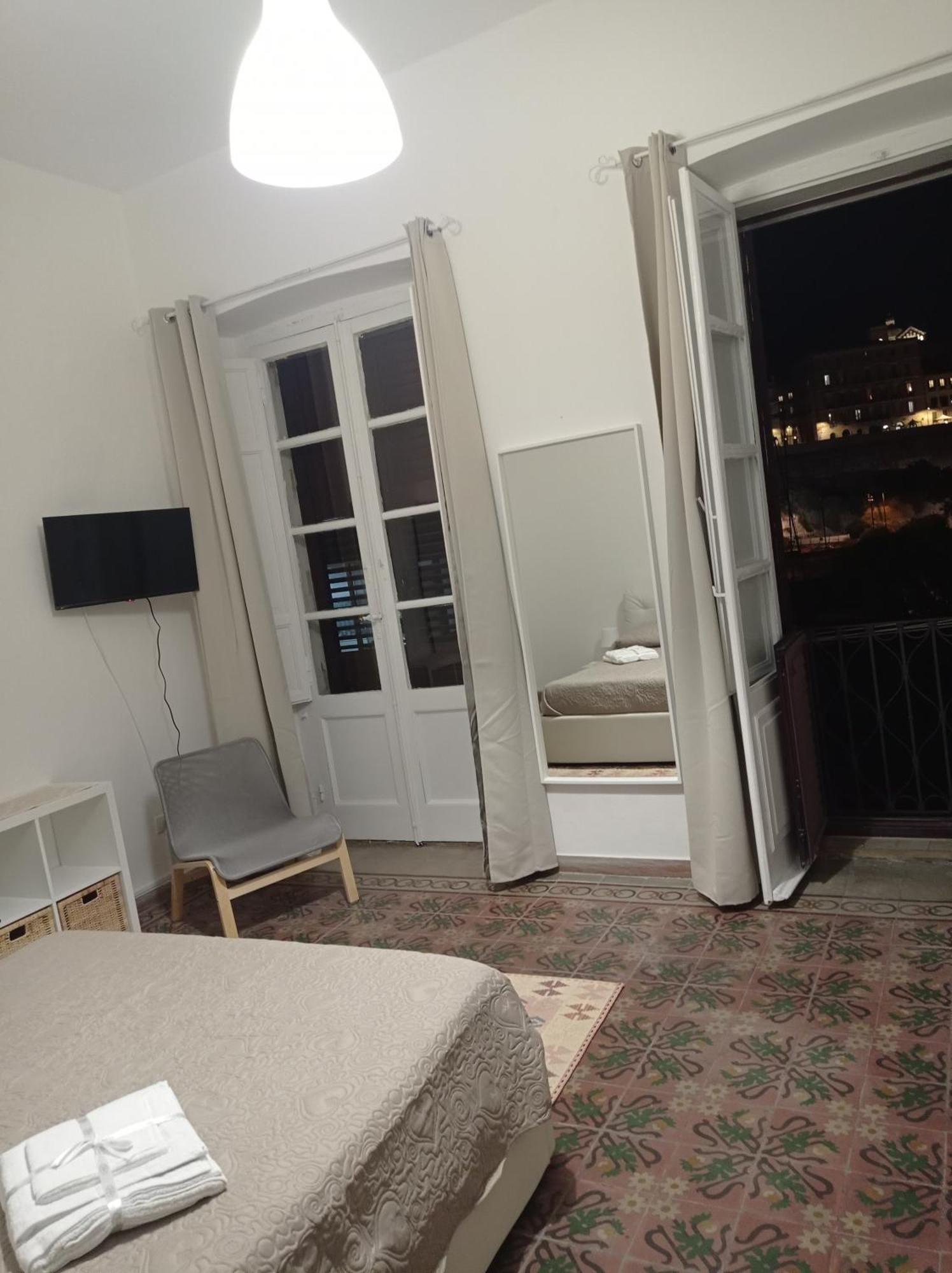 Central Moon Cagliari Vista Mare Room photo